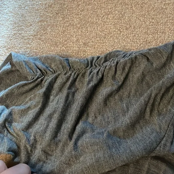 A&F Gray romper - Picture 3 of 4